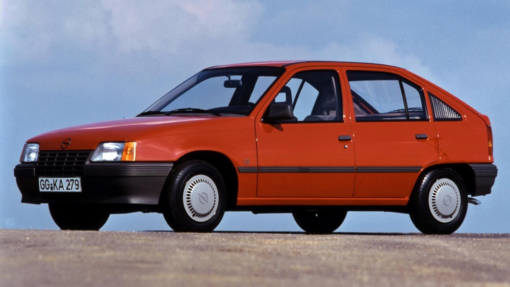 ejsirqkv_5d08e568f3559_carpixel-net-1984-opel-kadett-5-door-24838-hd.jpg