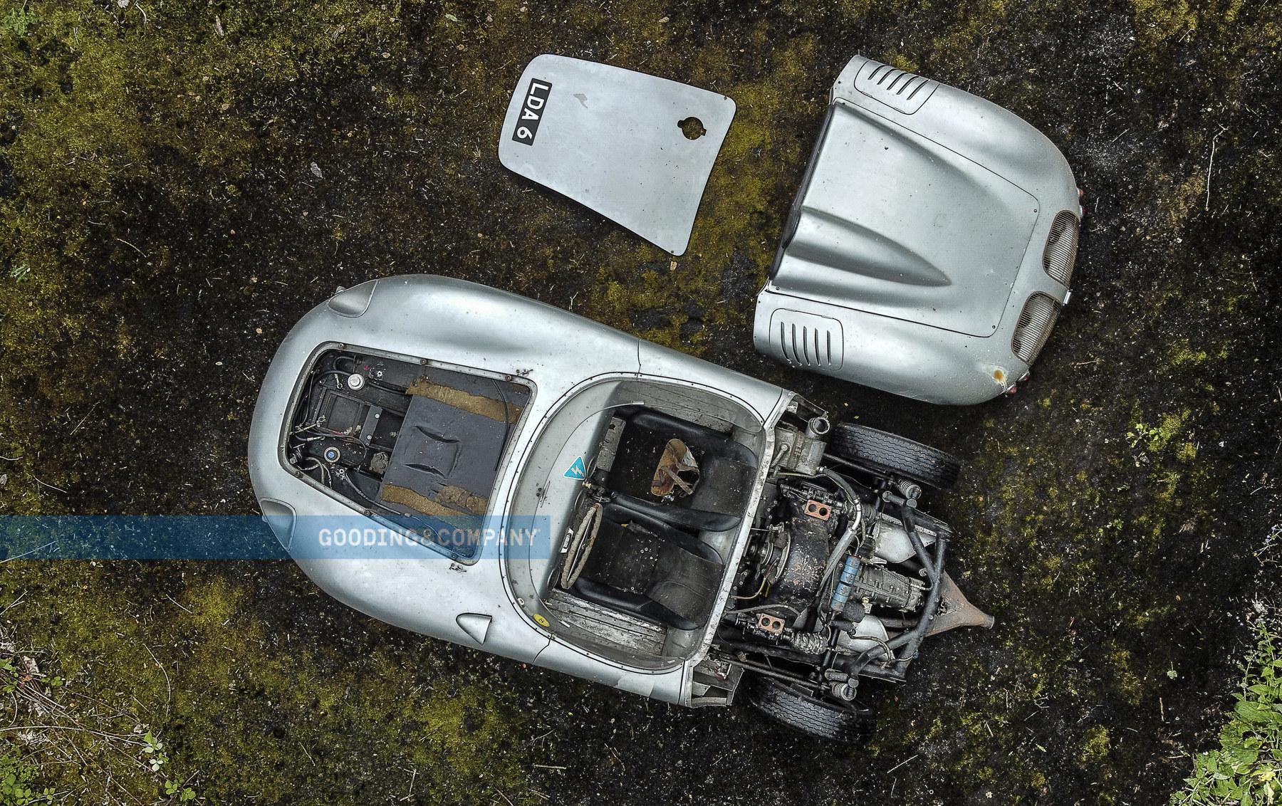 На аукцион выставят Porsche 550 Spyder, простоявший 35 лет в сарае