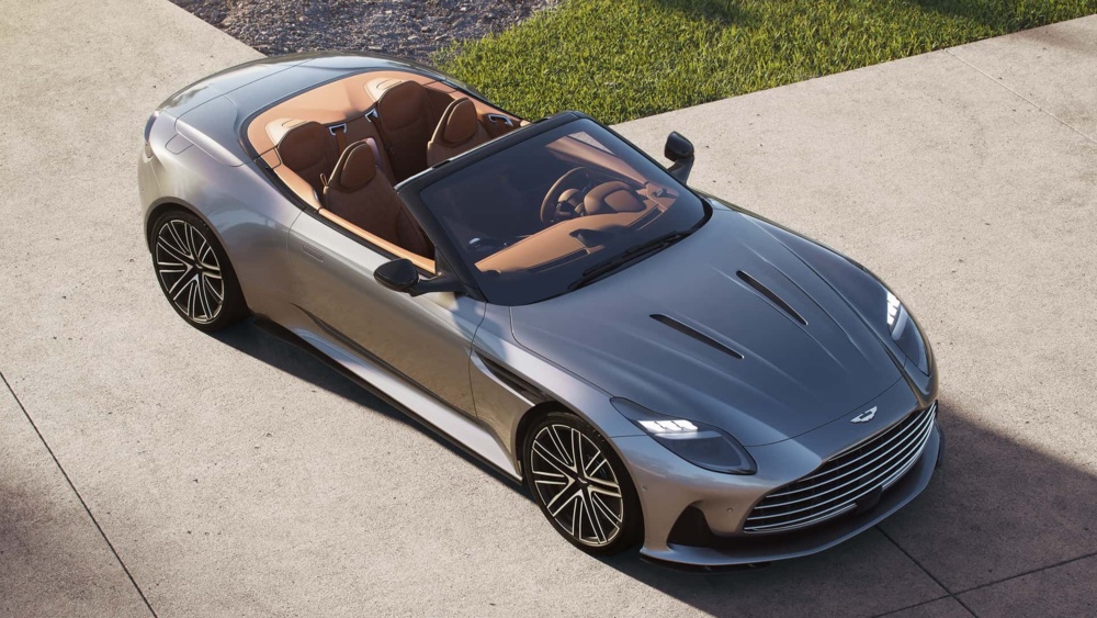 aston-martin-db12-volante-2023-3