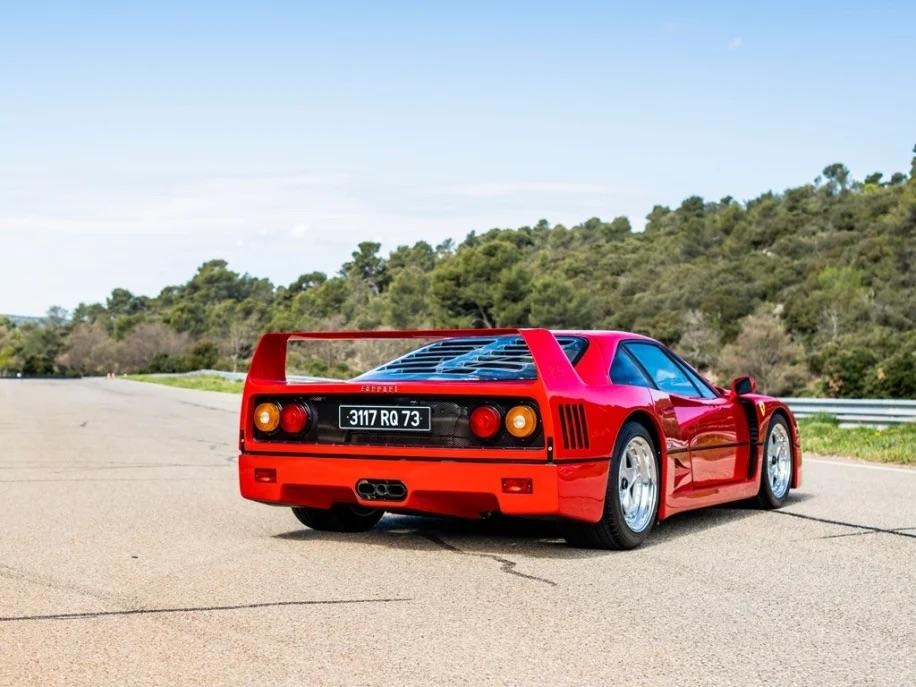 cknroqaf_645389554937b_1990-ferrari-f40-0-1742529400.jpeg