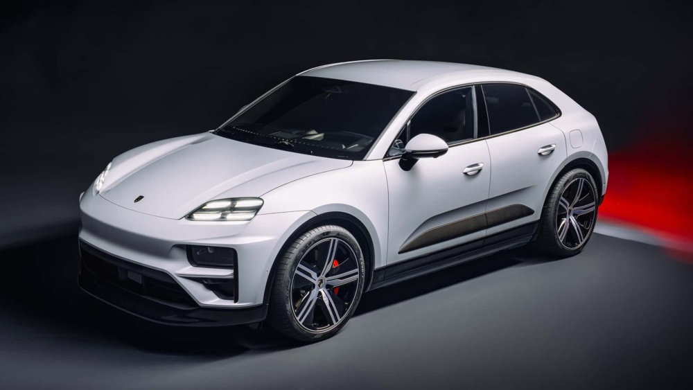 2024-porsche-macan-ev