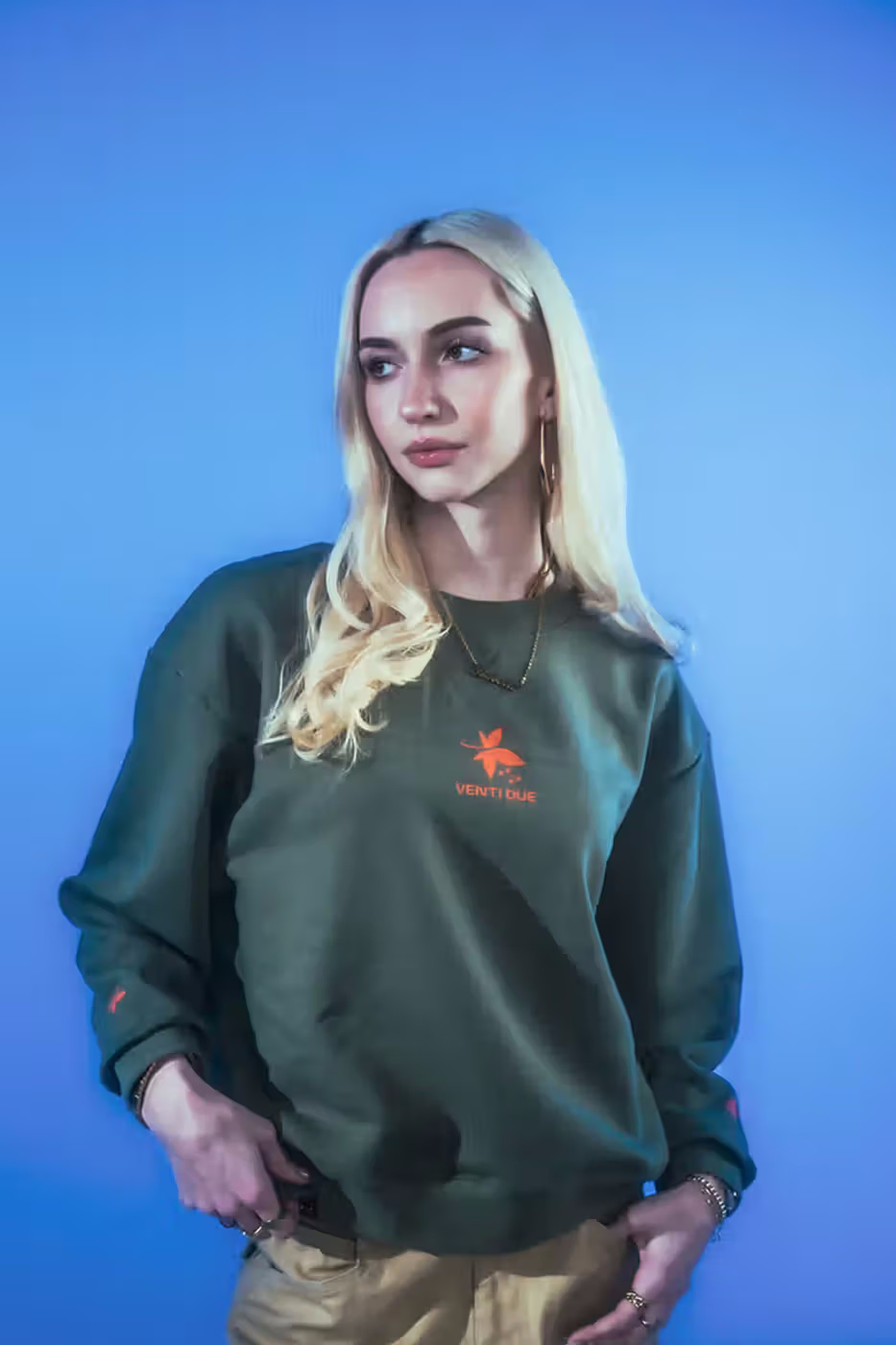 https_hypebeast_com_image_2025_03_28_f1_driver_red_bull_yuki_tsunoda (7)