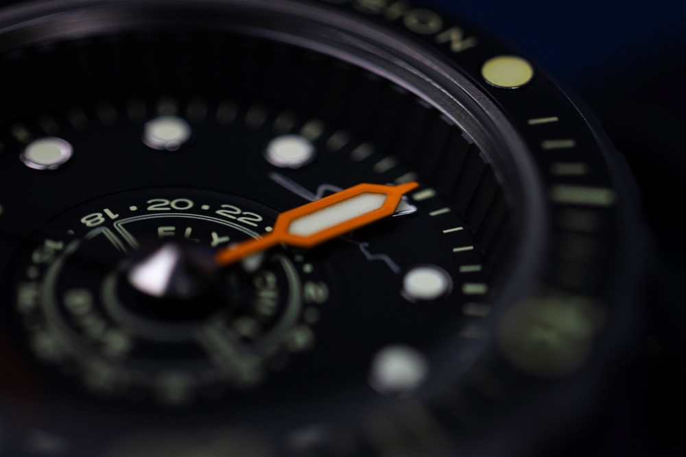 singer-reimagined-divetrack-255786357-1