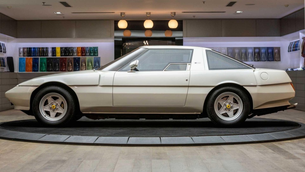 jgolhuaz_61e7c618ae1bb_1983-ferrari-meera-s-by-michelotti-auction-side_77761_413362.JPG