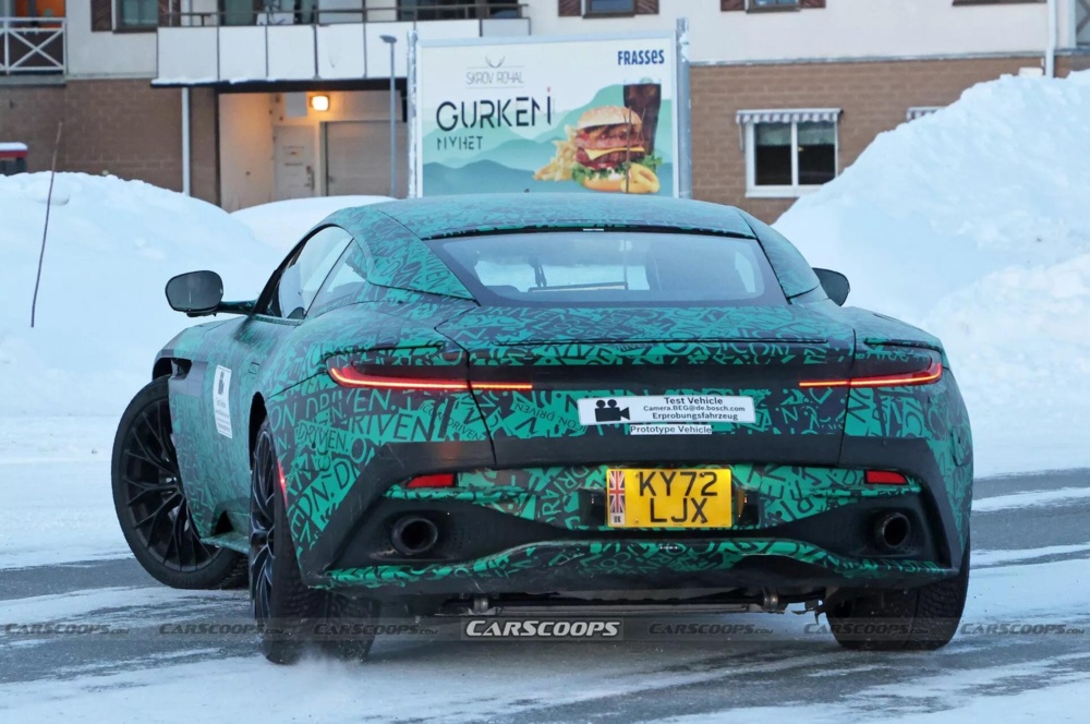 iwlfkdgo_641b3128b42c8_2024-aston-martin-db12-13.jpeg