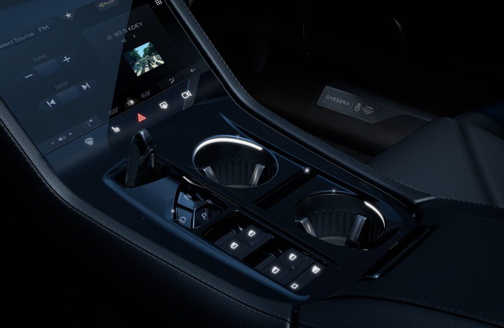 Int-Gyesera-detail-scaled