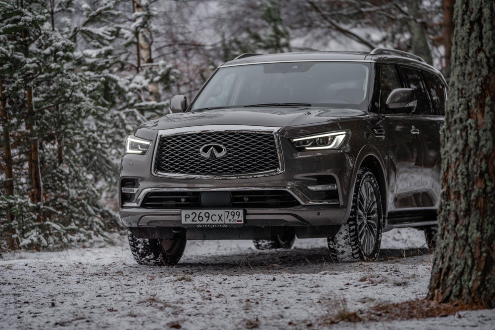 hyqkmlds_5fe0712d9fc10_infiniti-qx80_foto7.jpg