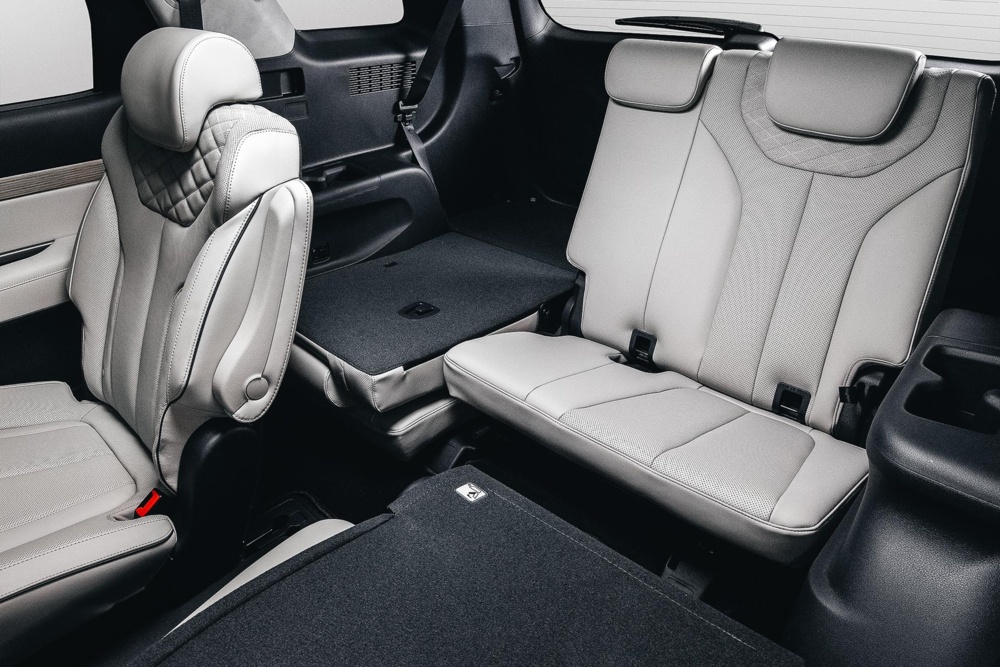 qhjzvucg_601b1b8050c7e_hyundai-palisade-interior-027.jpg