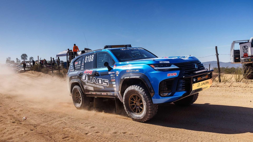 lgpxdavz_63c1b47d47fdc_lexus-lx-600-team-jaos-2022.jpg