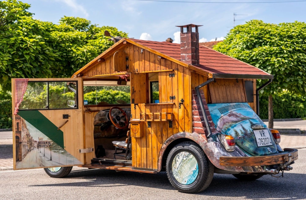 7d853e4b-3943-4d05-8317-c4c02a49dcf5