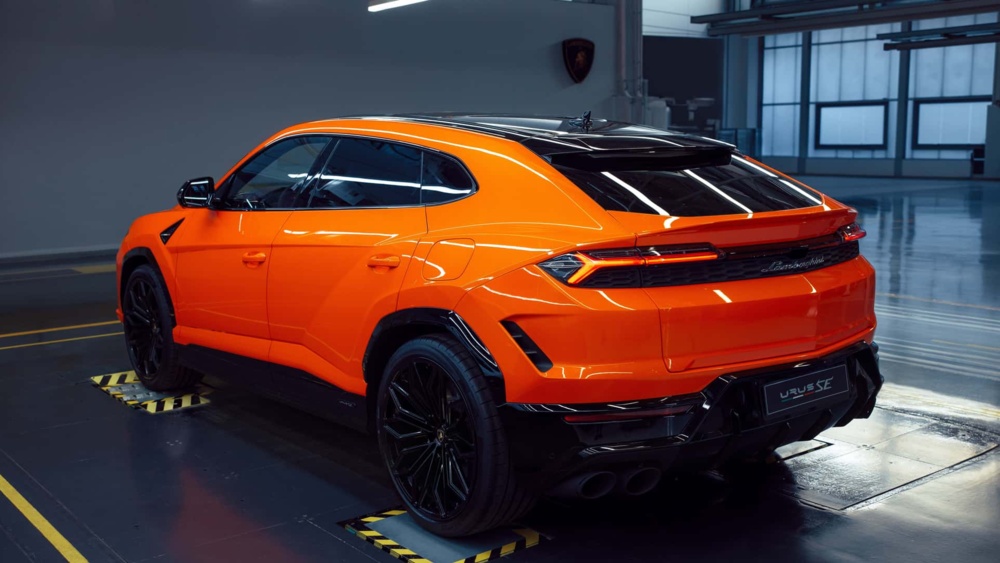 lamborghini-urus-se-3