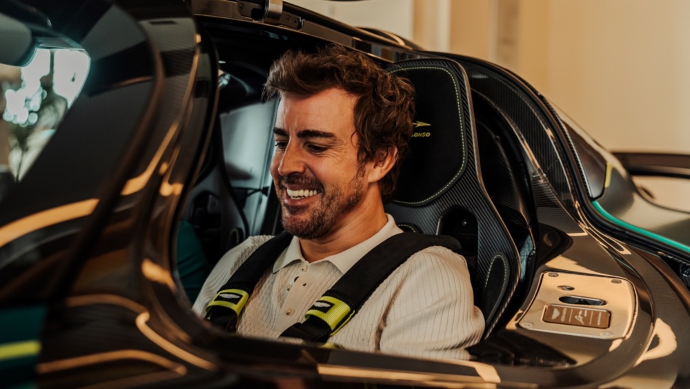 Aston Martin Valkyrie_Fernando Alonso_05 — крупный размер