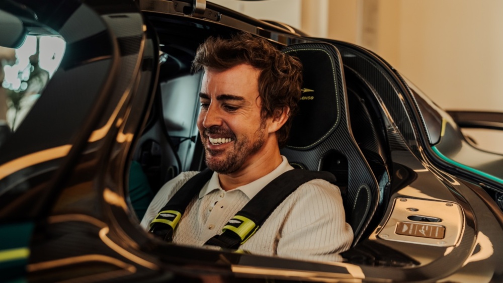 Aston Martin Valkyrie_Fernando Alonso_05 — крупный размер