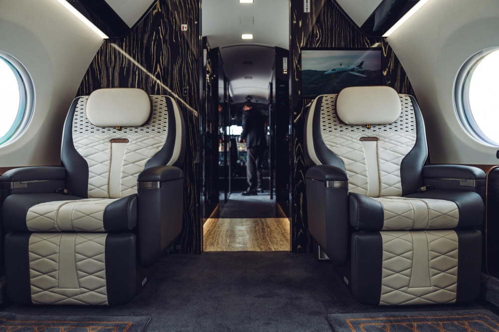 qejxsyht_63505ccc2a998_flexjet-bacalar-g650-4.jpg
