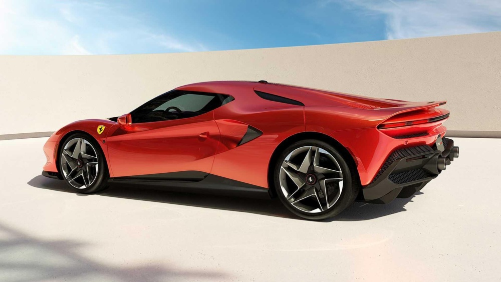 ubvxlncm_62741fd2709b1_ferrari-sp48-unica-4.jpg