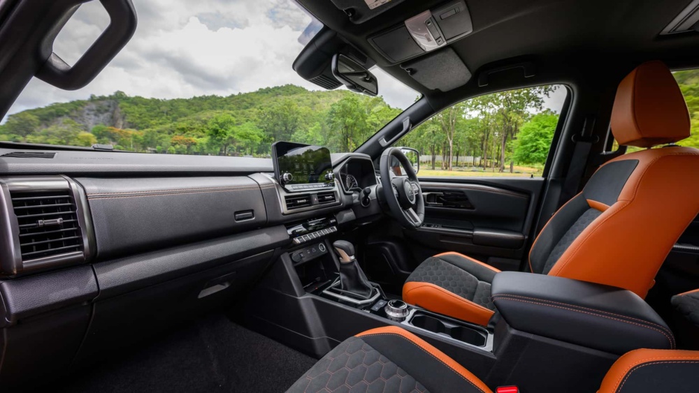 2024-mitsubishi-triton-l200-14