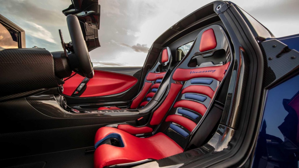 cnpwdtxb_62ff5a2e03f38_hennessey-venom-f5-roadster-6.jpg