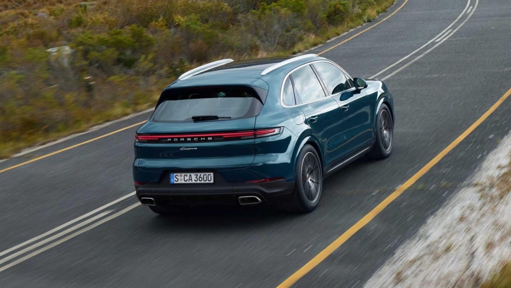 jwtrnfms_643f9cfe7ecf7_2024-porsche-cayenne-8.jpg