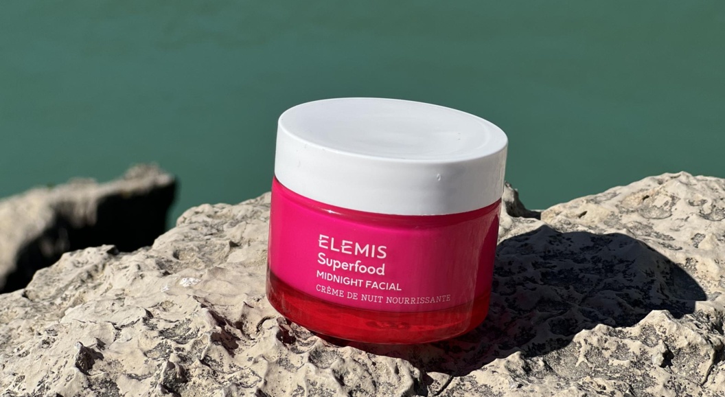 Новинки: питательный ночной крем для лица Superfood от Elemis