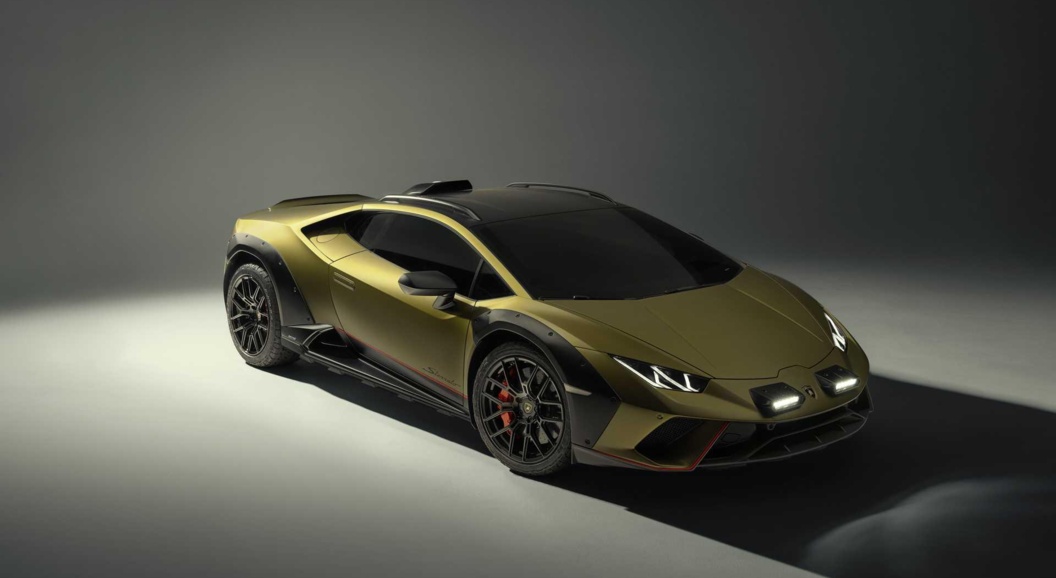 Lamborghini рассекретил внедорожный суперкар Huracan Sterrato