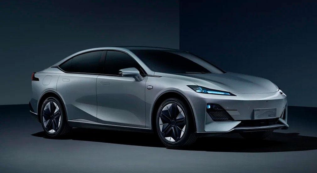 Changan C385 собрался конкурировать с Tesla Model 3