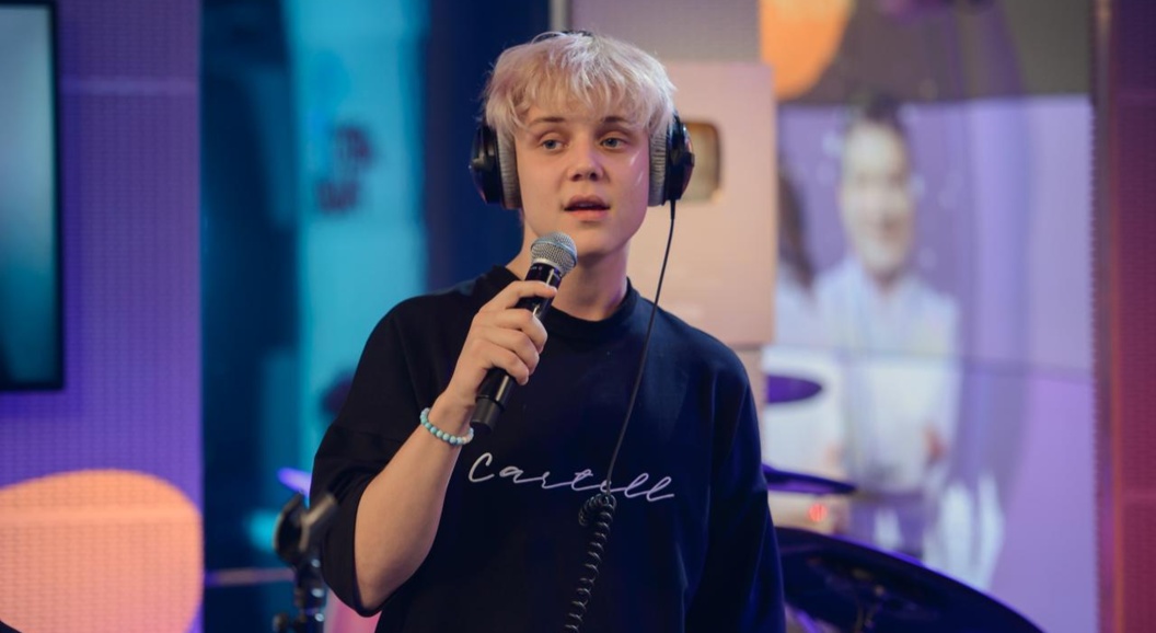 Певец Ваня Дмитриенко купил свой первый авто в 17 лет