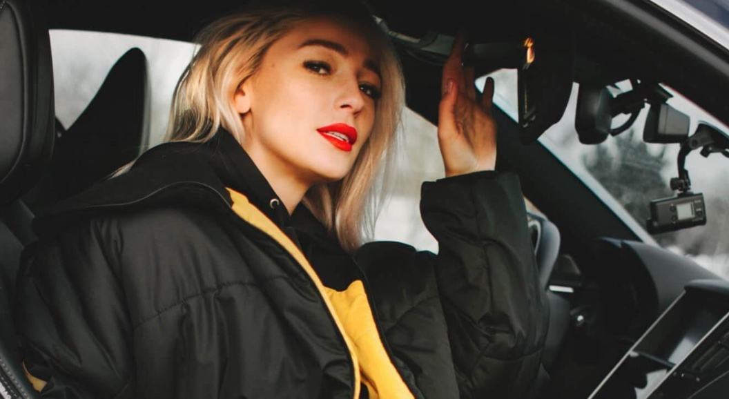 Настя Ивлеева купила себе суперкар за 20 млн рублей