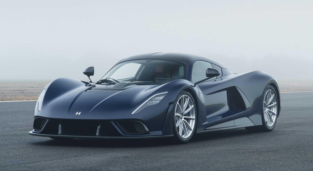 Hennessey раскрыл родстер Venom F5 на первых фото