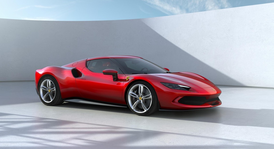 Ferrari сертитфицировал в России два новых суперкара