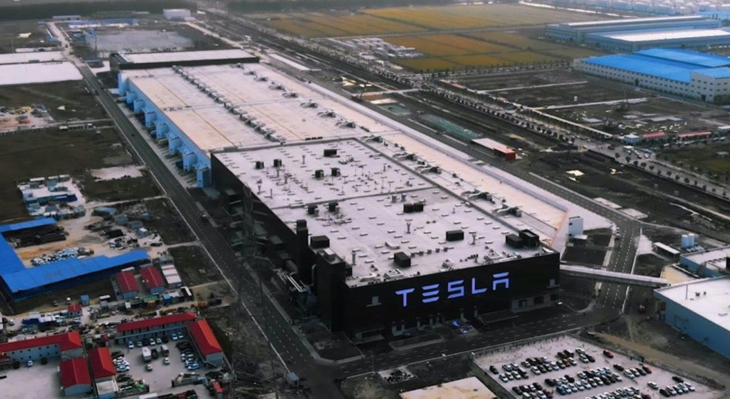 Tesla построит второй крупный завод в Китае