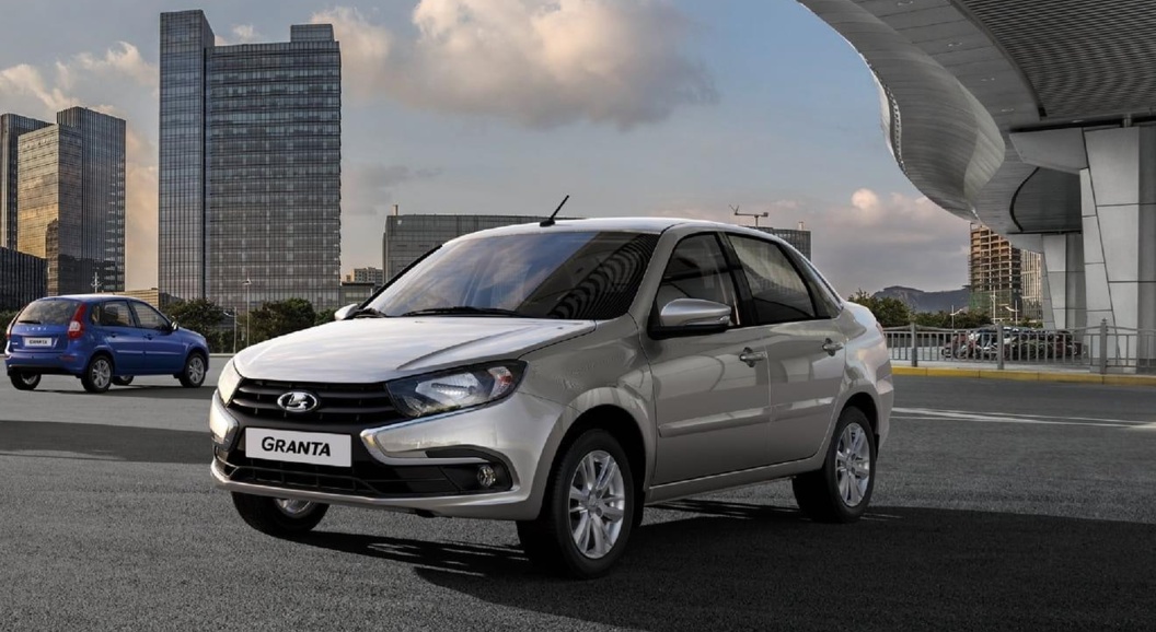 Новую Lada Granta 2 впервые засняли на видео