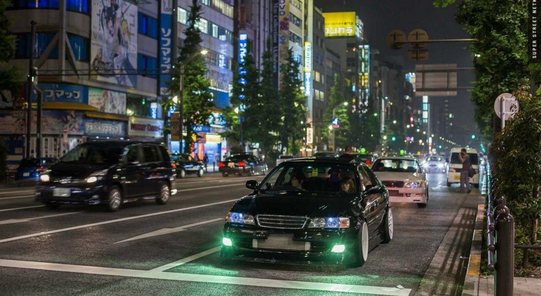 Японский пенсионер 60 лет водил машину без прав