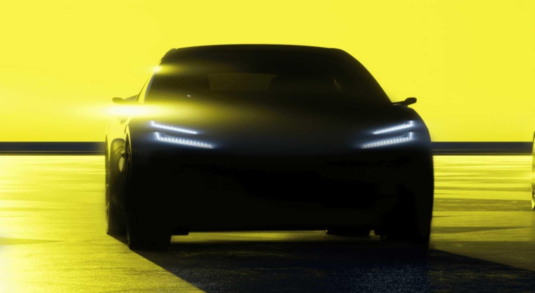Новый седан от Lotus впервые заметили на тестах