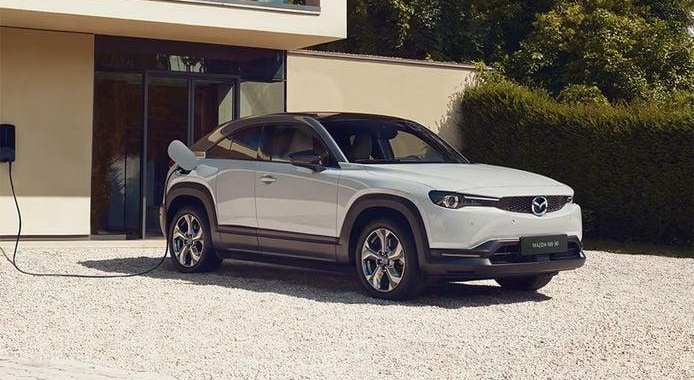 Mazda анонсировала выход новинки с роторным мотором