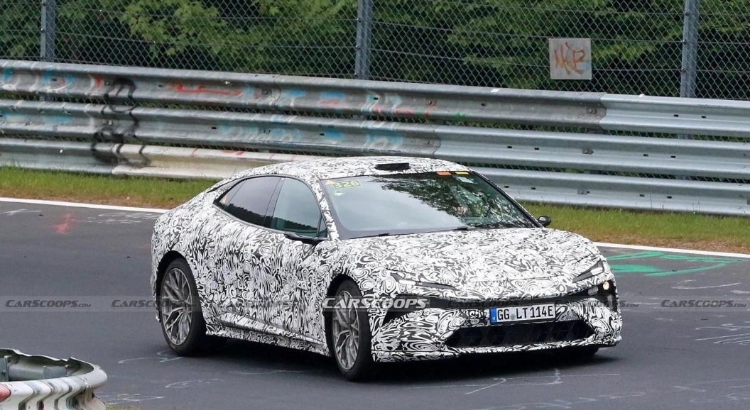 На тестах впервые заметили новый Lotus Type 133