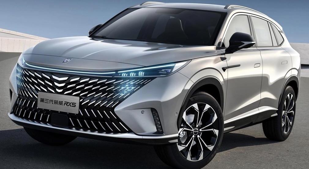 Новый кроссовер Roewe RX5 стал гибридным