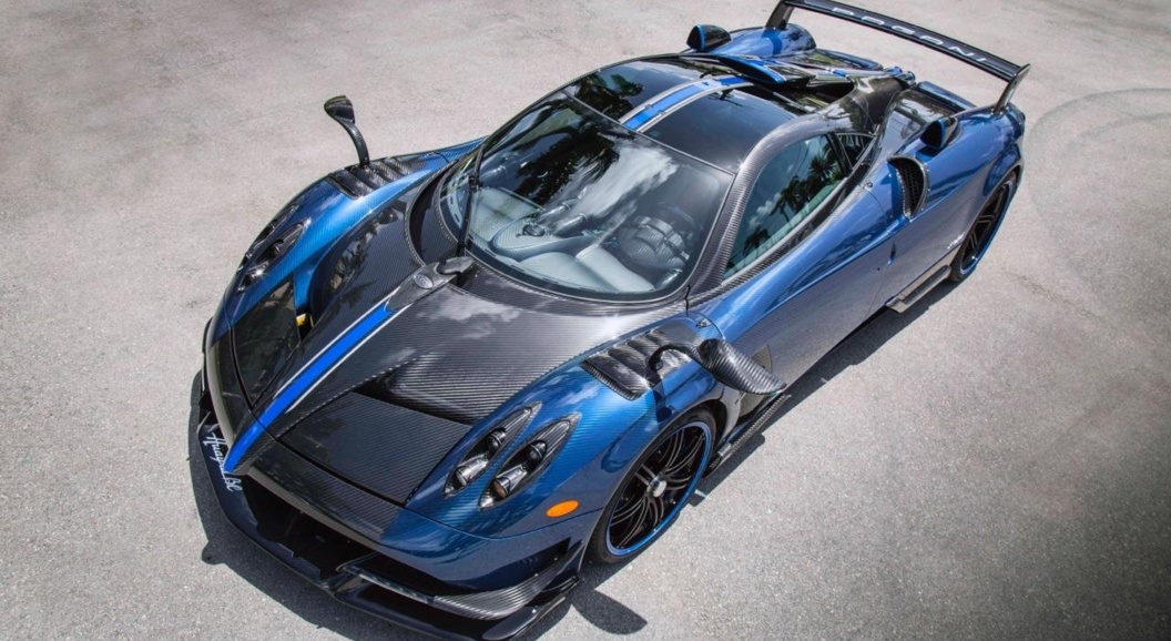 Pagani показал облик нового гиперкара на видео