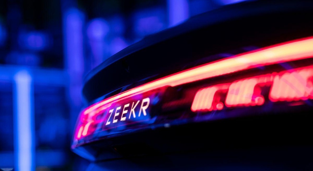 Китайский Zeekr анонсировал выход роскошного электрического минивэна