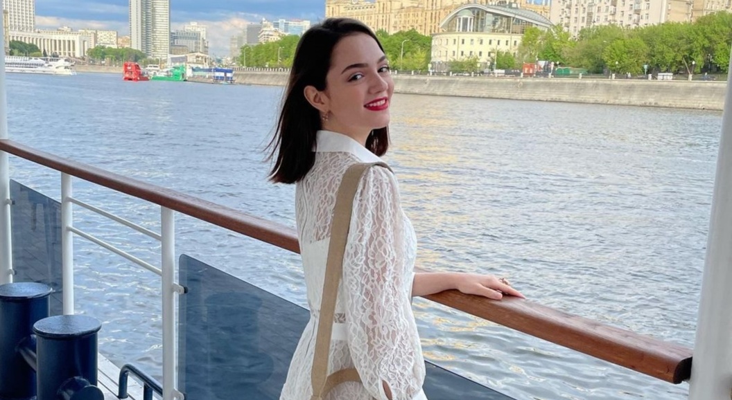 Фигуристка Евгения Медведева попала в ДТП