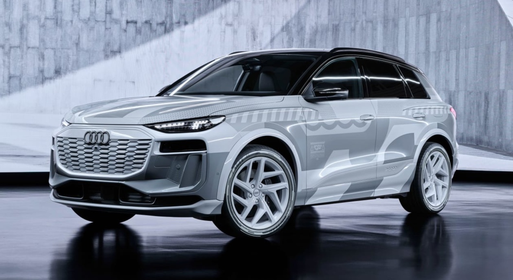 Audi раскрыл дату дебюта нового электрокросса Q6 e-tron