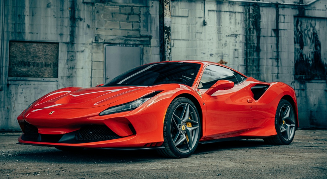 Ferrari представит свой первый электромобиль этой осенью