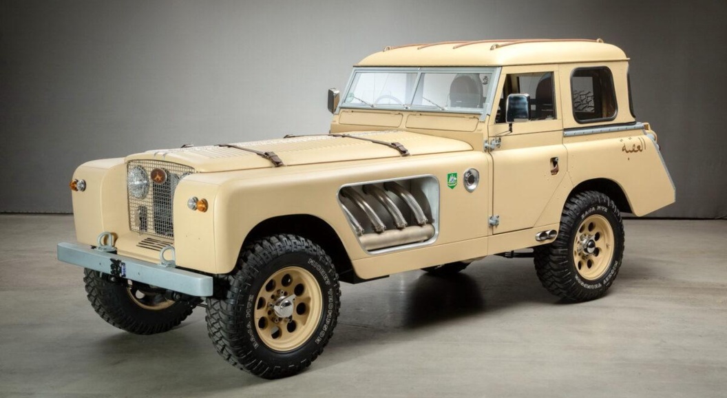 На продажу выставлен самый редкий и необычный внедорожник Land Rover