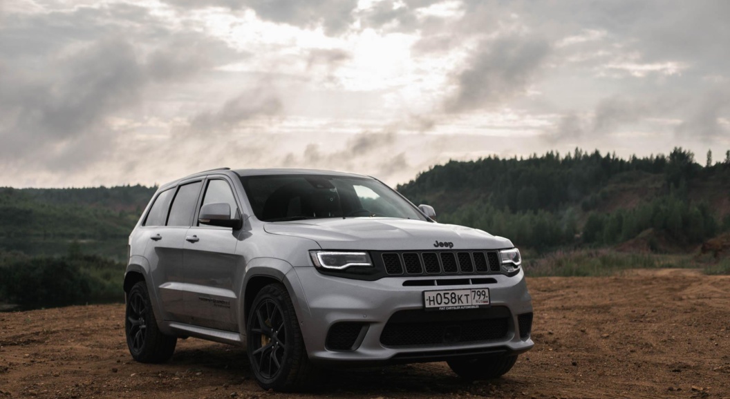 Тест-драйв Jeep Grand Cherokee Trackhawk