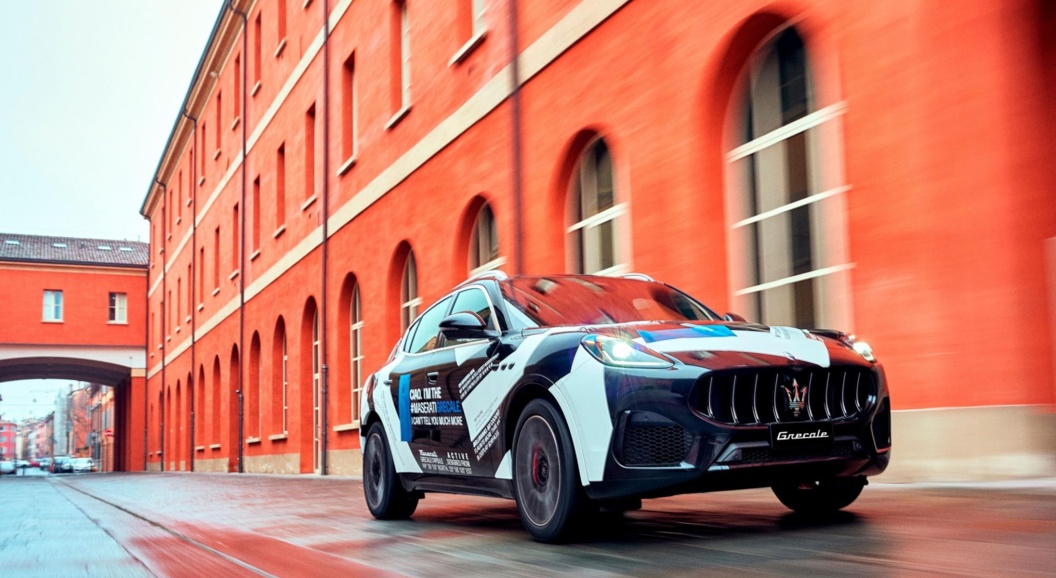 Появились первые &laquo;живые&raquo; фото нового Maserati Grecale без камуфляжа