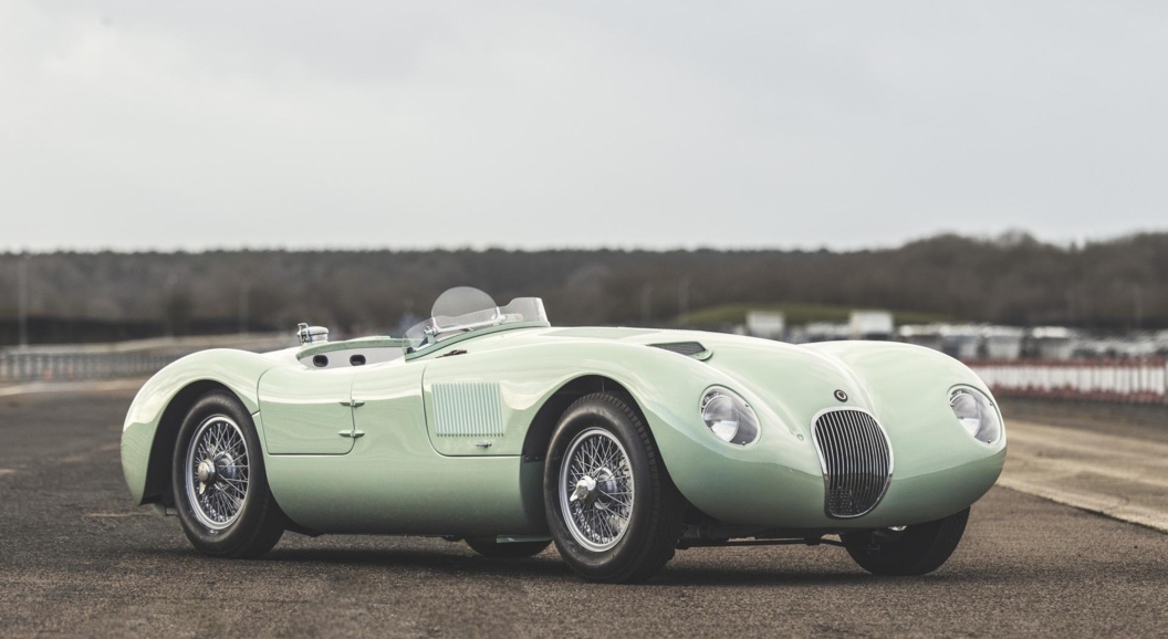 Jaguar показал первый экземпляр возрождённого родстера C-type Continuation