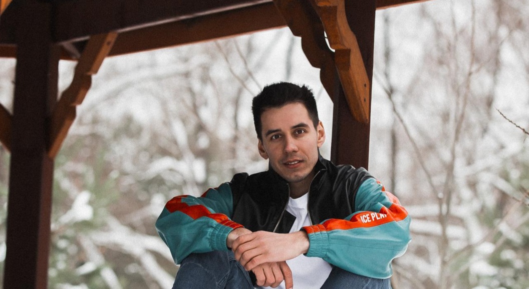 Дима Гордей решил попробовать себя в мотокроссе