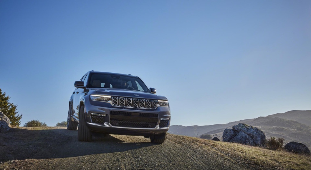 Jeep привёз в Россию новый Grand Cherokee L