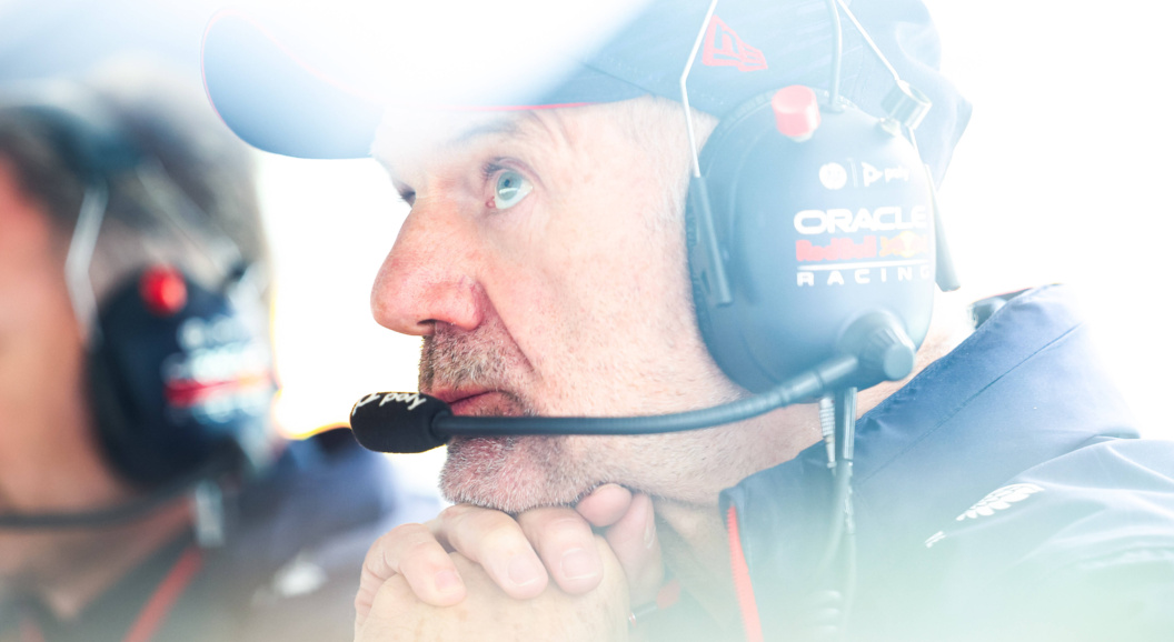 Известный инженер Эдриан Ньюи покинет команду Red Bull Racing