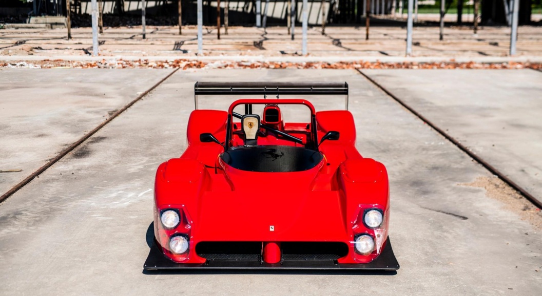 Один из 40 редких болидов Ferrari продадут на аукционе