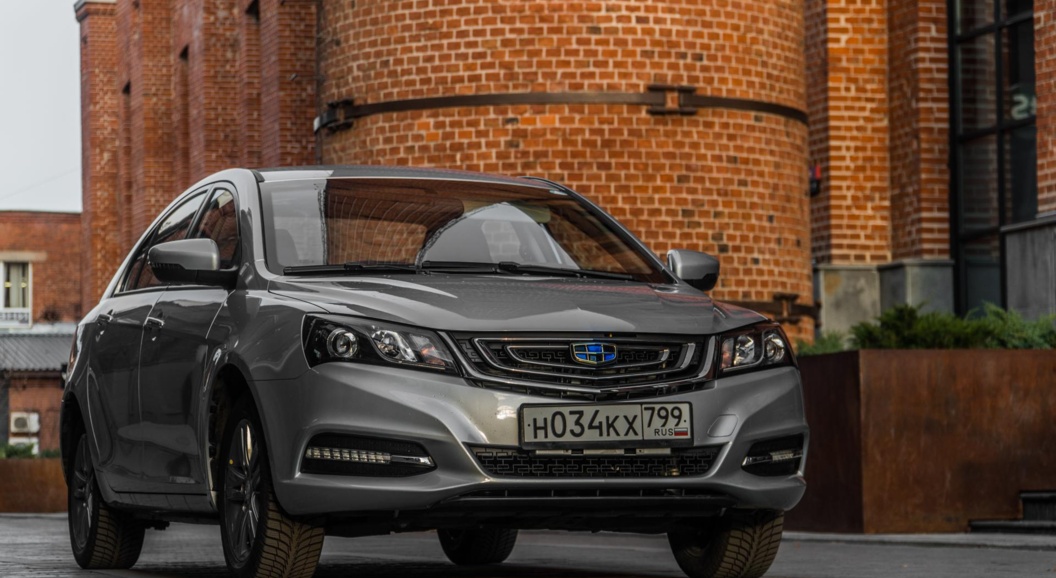 Geely Emgrand 7. Семейный седан, или успешный гастарбайтер?